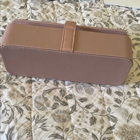 Beis Pink Jewelry Case - Picture 7 of 8